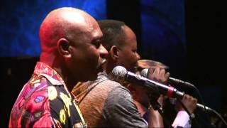 4 Etoiles  Double Double  LIVE at Afrikafestival Hertme 2010 [upl. by Hakeem]