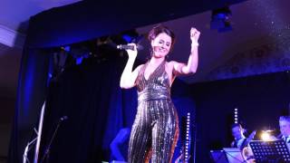 LISA MCHUGH LIVE MACROOM [upl. by Anrol225]