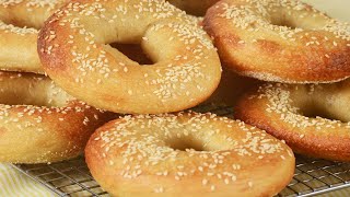 Homemade Bagels Recipe Demonstration  Joyofbakingcom [upl. by Gnuhn256]