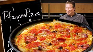 Pan Pizza  Pizza aus der Pfanne ohne Backofen ohne Hefe  Das schnelle Gericht [upl. by Ennairej112]