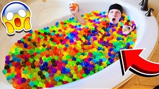 1000 GIANT ORBEEZ VS MY BATHTUB [upl. by Encratia335]