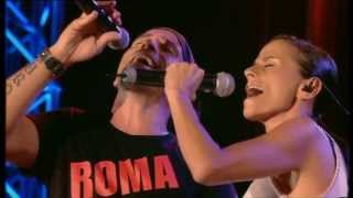 Eros Ramazzotti e Antonella Bucci  Amarti è limmenso per me Eros Roma Live [upl. by Shelman]